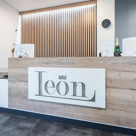 Hotel Leon 3*