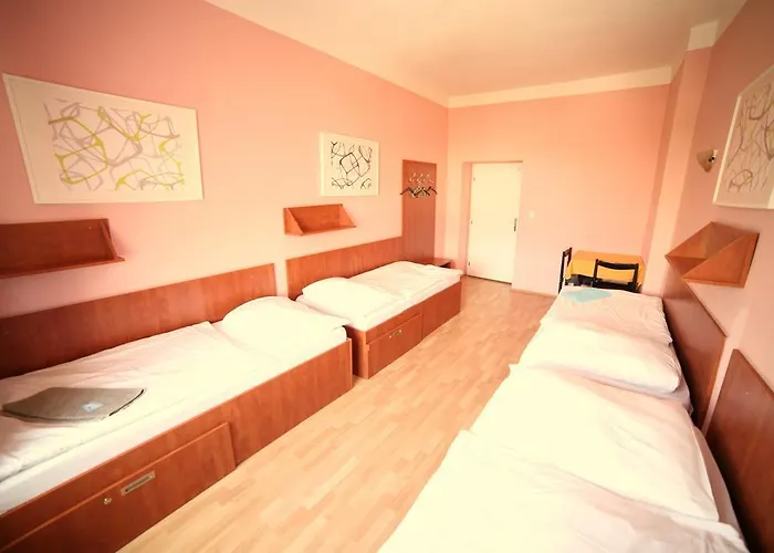 Hotel Leon 3*