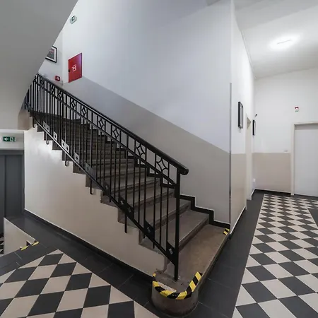 Отель Hotel Leon 3*