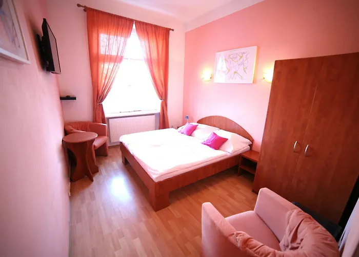 Hotel Leon Прага